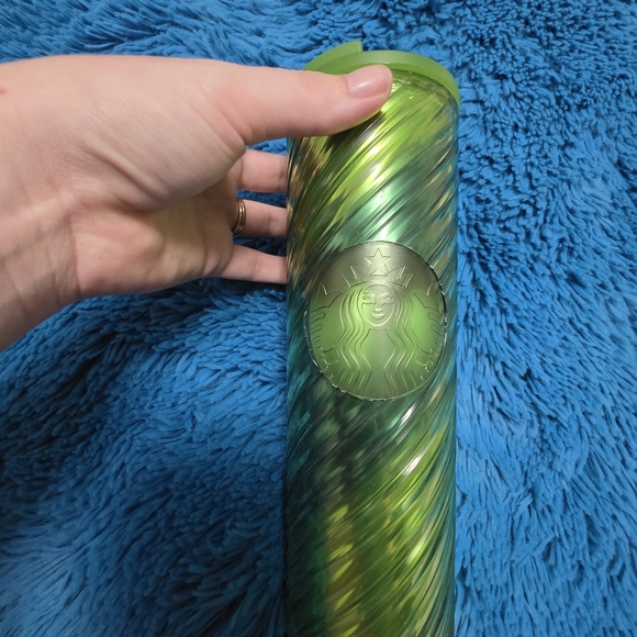 Starbucks 2022 Matte Green Tumbler 16 OZ - Picture 2 of 8